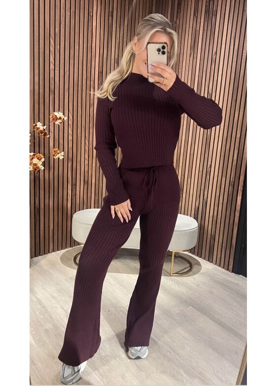 Relax Set Burgundy