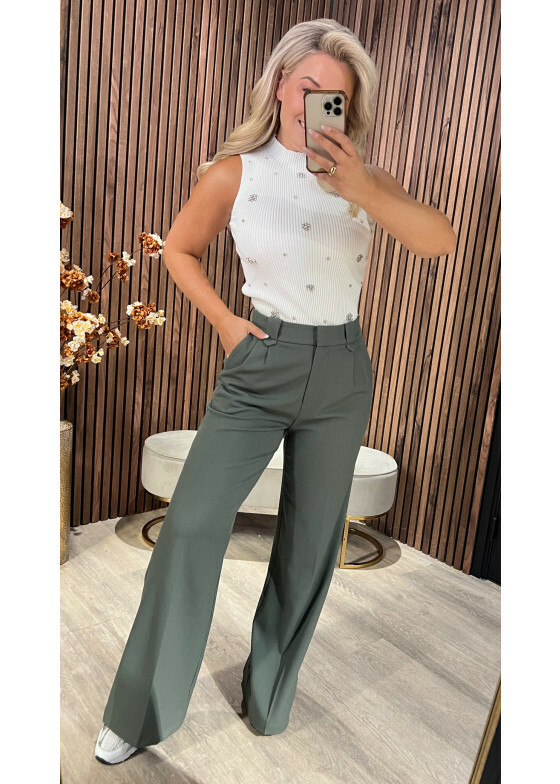 Top Demi White 