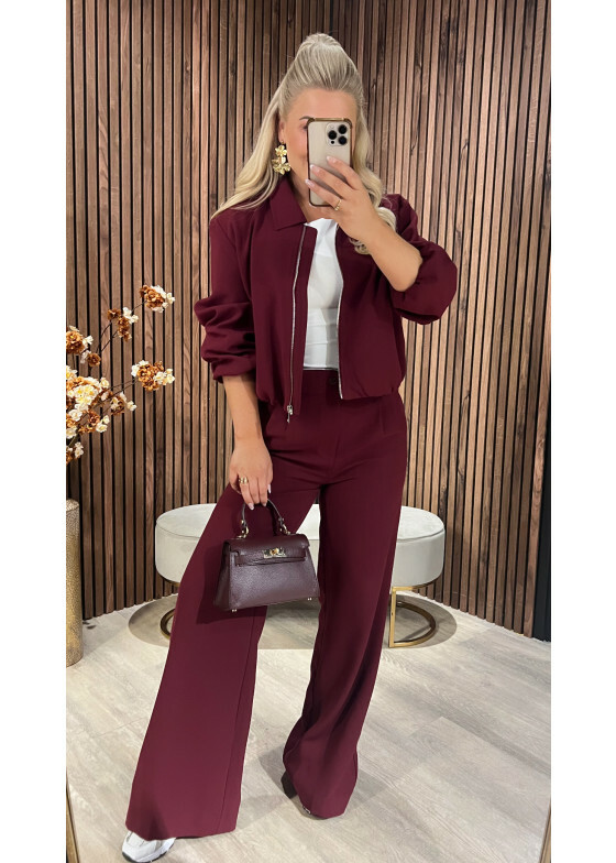 Jasje Dorine Bordeaux