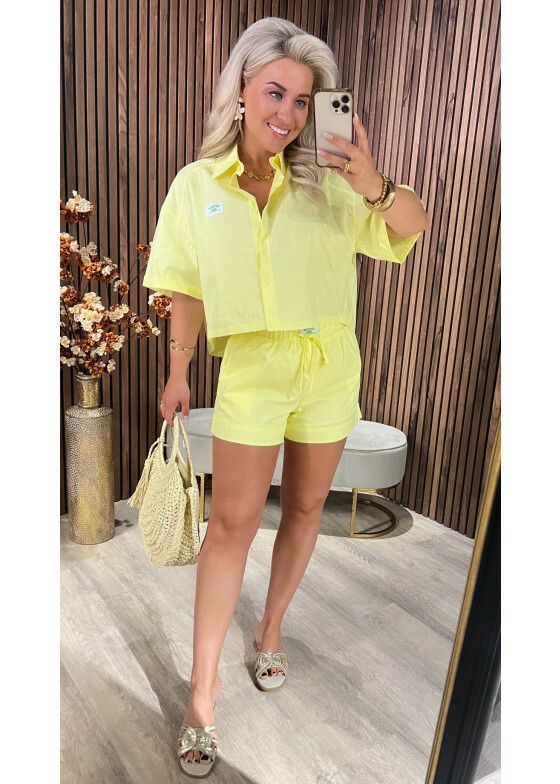 Set May Yellow