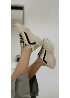 Sneaker Lou Gold